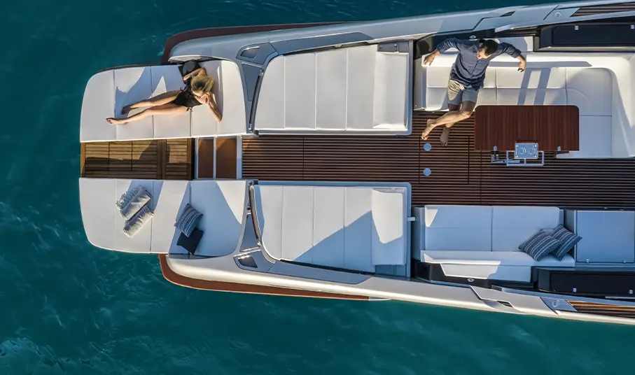 Riva's Dolceriva with Hard Top